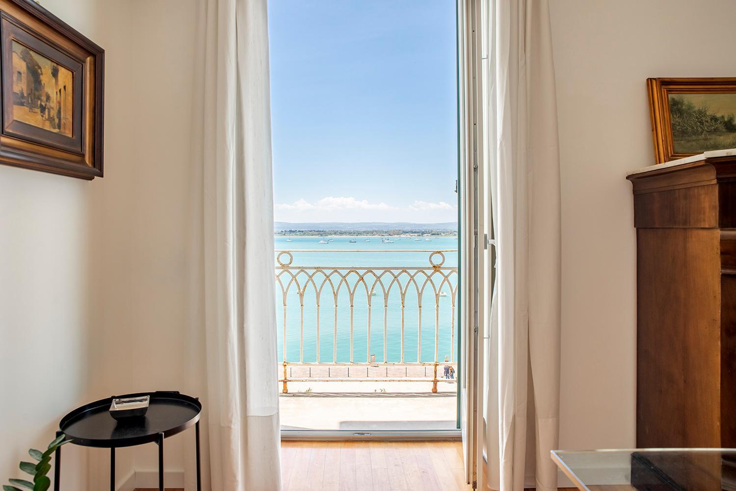 Seaview Design Homes In Ortigia By Wonderful Italy Сиракузы Экстерьер фото